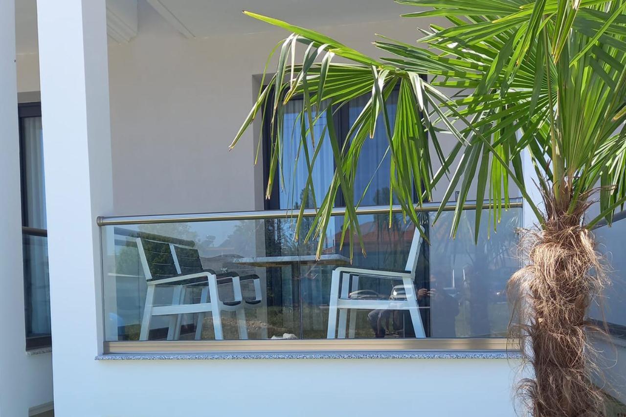 Armonia Luxury Suites Vrasná Dış mekan fotoğraf