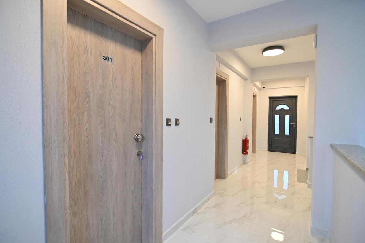 Armonia Luxury Suites Vrasná Dış mekan fotoğraf