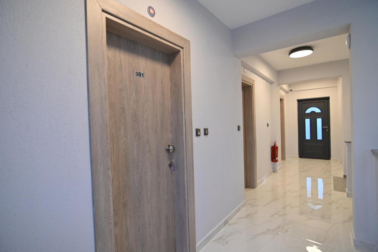 Armonia Luxury Suites Vrasná Dış mekan fotoğraf