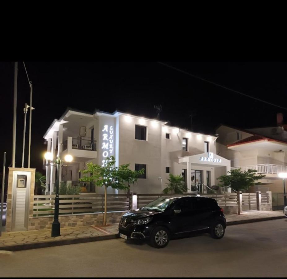 Armonia Luxury Suites Vrasná Dış mekan fotoğraf